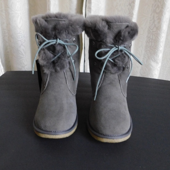 KOOLABURRA GRAY SUEDE SHEEPSKIN LEXY BOOTS SIZE 9 - Picture 1 of 8